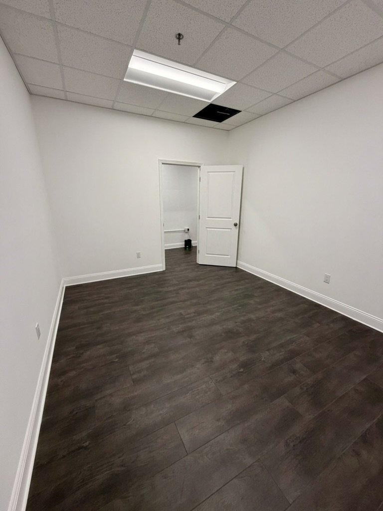 Office Space Available for Sublease in a Thriving Co-Working Environment! property image