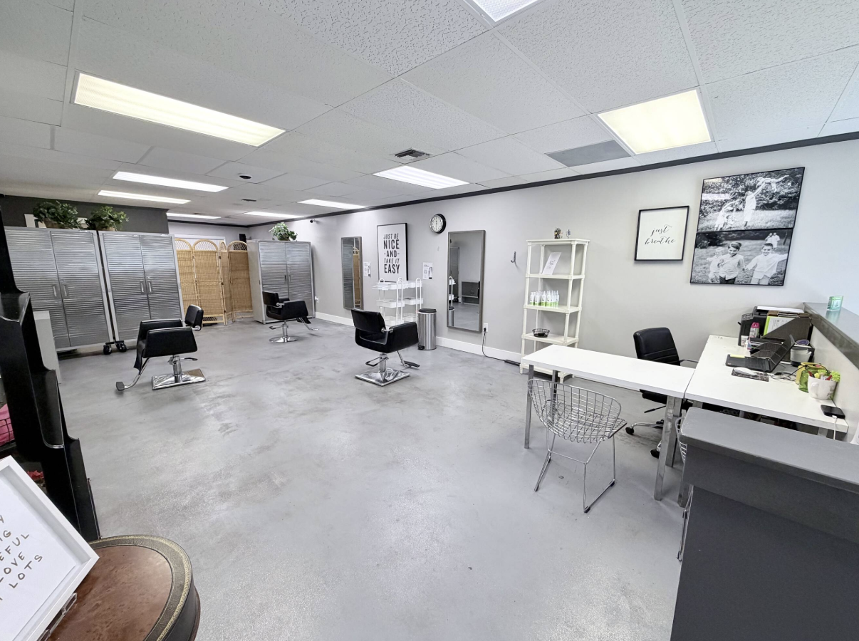 Prime 800 SF Office/Retail Space | I-95 Access | $21/SF Base Rent property image