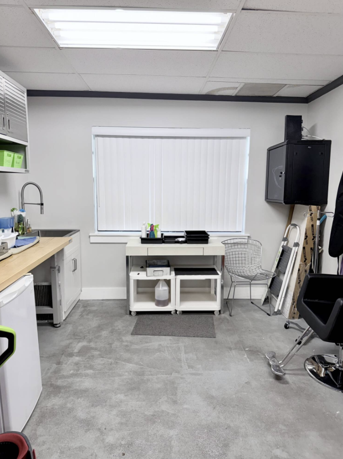 Prime 800 SF Office/Retail Space | I-95 Access | $21/SF Base Rent property image